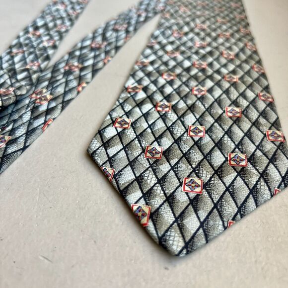 Brioni Gray & Black Diamonds & Red Squares 100% Silk Designer Men’s Tie Necktie - Picture 1 of 11